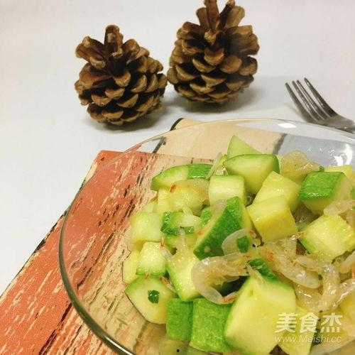 吃瓜丁小号,网络红人的幕后故事